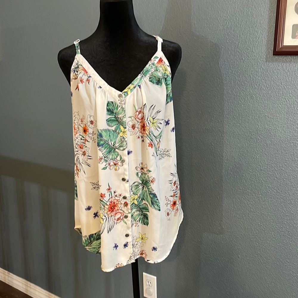 Torrid tropical flower blouse size 10